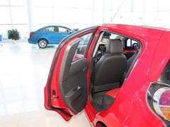 2011款 1.0L SX 自动 标准型