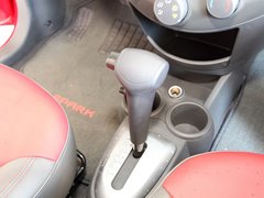 2011款 1.0L SX 自动 标准型