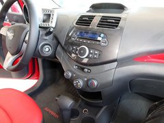 2011款 1.0L SX 自动 标准型