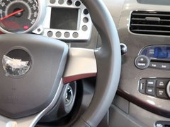 2011款 1.0L SX 自动 标准型