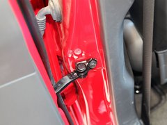 2011款 1.0L SX 自动 标准型
