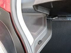2011款 1.0L SX 自动 标准型