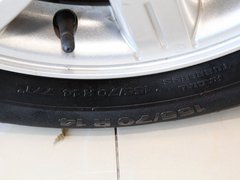 2011款 1.0L SX 自动 标准型