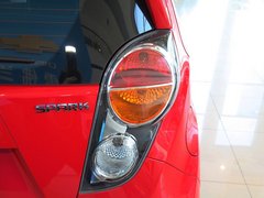 2011款 1.0L SX 自动 标准型