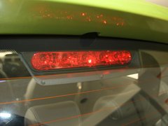 2011款 1.0L SX 自动 标准型