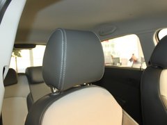 2011款 1.0L SX 自动 标准型