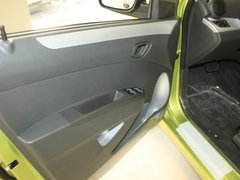 2011款 1.0L SX 自动 标准型