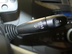 2011款 1.0L SX 自动 标准型