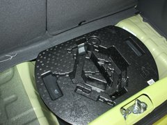 2011款 1.0L SX 自动 标准型