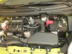 2011款 1.0L SX 自动 标准型