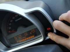 2011款 1.0T AMT 博速特别版