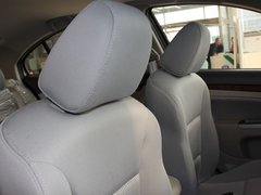 2011款 1.6L 手动 三厢豪华型