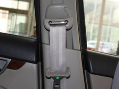 2011款 1.6L 手动 三厢豪华型