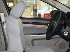 2011款 1.6L 手动 三厢豪华型