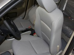 2011款 1.6L 手动 三厢豪华型