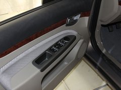 2011款 1.6L 手动 三厢豪华型