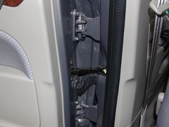 2011款 1.6L 手动 三厢豪华型