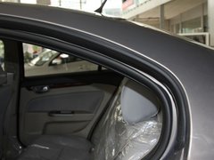 2011款 1.6L 手动 三厢豪华型