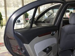 2011款 1.6L 手动 三厢豪华型