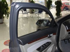2011款 1.6L 手动 三厢豪华型