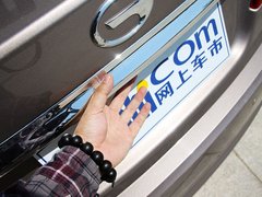 2011款 2.0L 手動 精英版