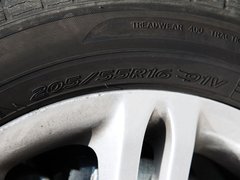 2011款 2.0L 手动 精英版