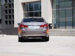 2011款 2.0L 手动 精英版