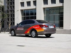 2011款 2.0L 手动 精英版