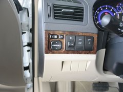 2011款 2.0L 自动 精英版