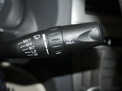 2011款 2.0L 自动 精英版