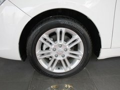2011款 2.0L 自动 精英版
