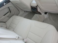 2011款 2.0L 自动 豪华版