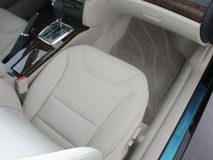 2011款 2.0L 自动 豪华版