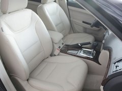 2011款 2.0L 自动 豪华版