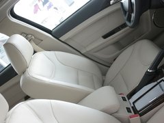 2011款 2.0L 自动 豪华版