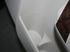 2011款 2.0L 自动 豪华版