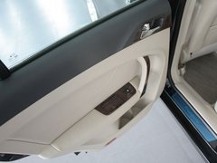 2011款 2.0L 自动 豪华版