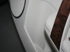 2011款 2.0L 自动 豪华版