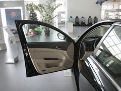 2011款 2.0L 自动 豪华版