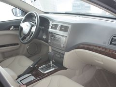 2011款 2.0L 自动 豪华版
