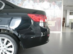 2011款 2.0L 自动 豪华版