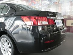 2011款 2.0L 自动 豪华版