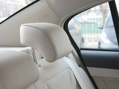 2011款 2.0L 自动 尊贵型