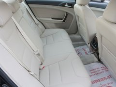 2011款 2.0L 自动 尊贵型