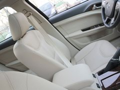 2011款 2.0L 自动 尊贵型