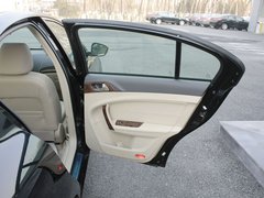 2011款 2.0L 自动 尊贵型