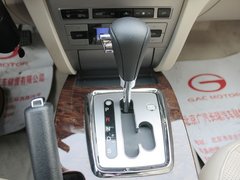 2011款 2.0L 自动 尊贵型
