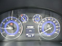 2011款 2.0L 自动 尊贵型