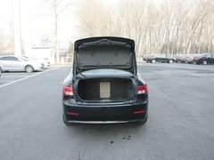 2011款 2.0L 自动 尊贵型