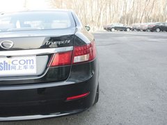 2011款 2.0L 自动 尊贵型